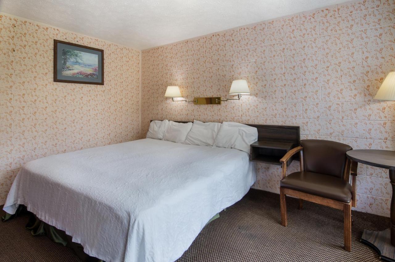 Americas Best Value Inn Wytheville Eksteriør billede
